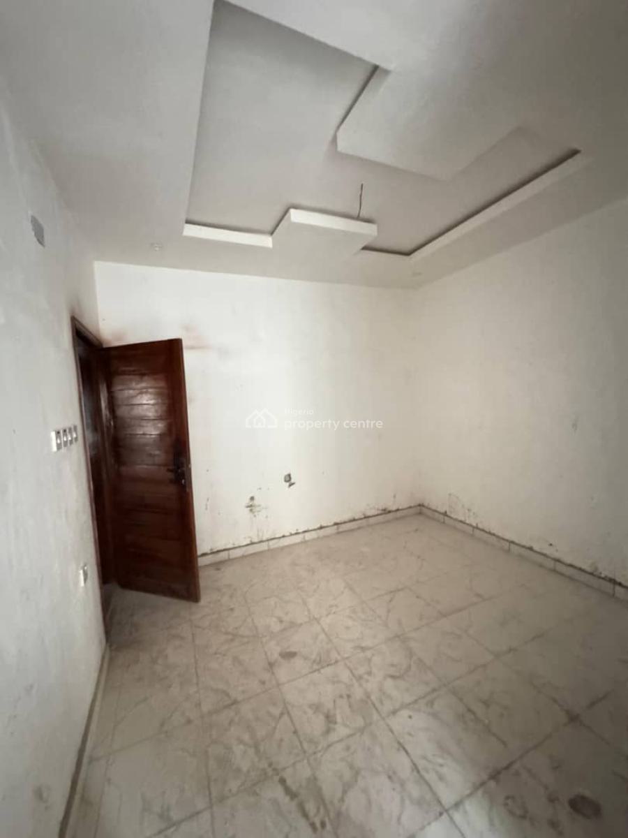 Studio Apartnment, Onabola Street, Pedro, Gbagada, Lagos, Self Contain (single Rooms) for Rent