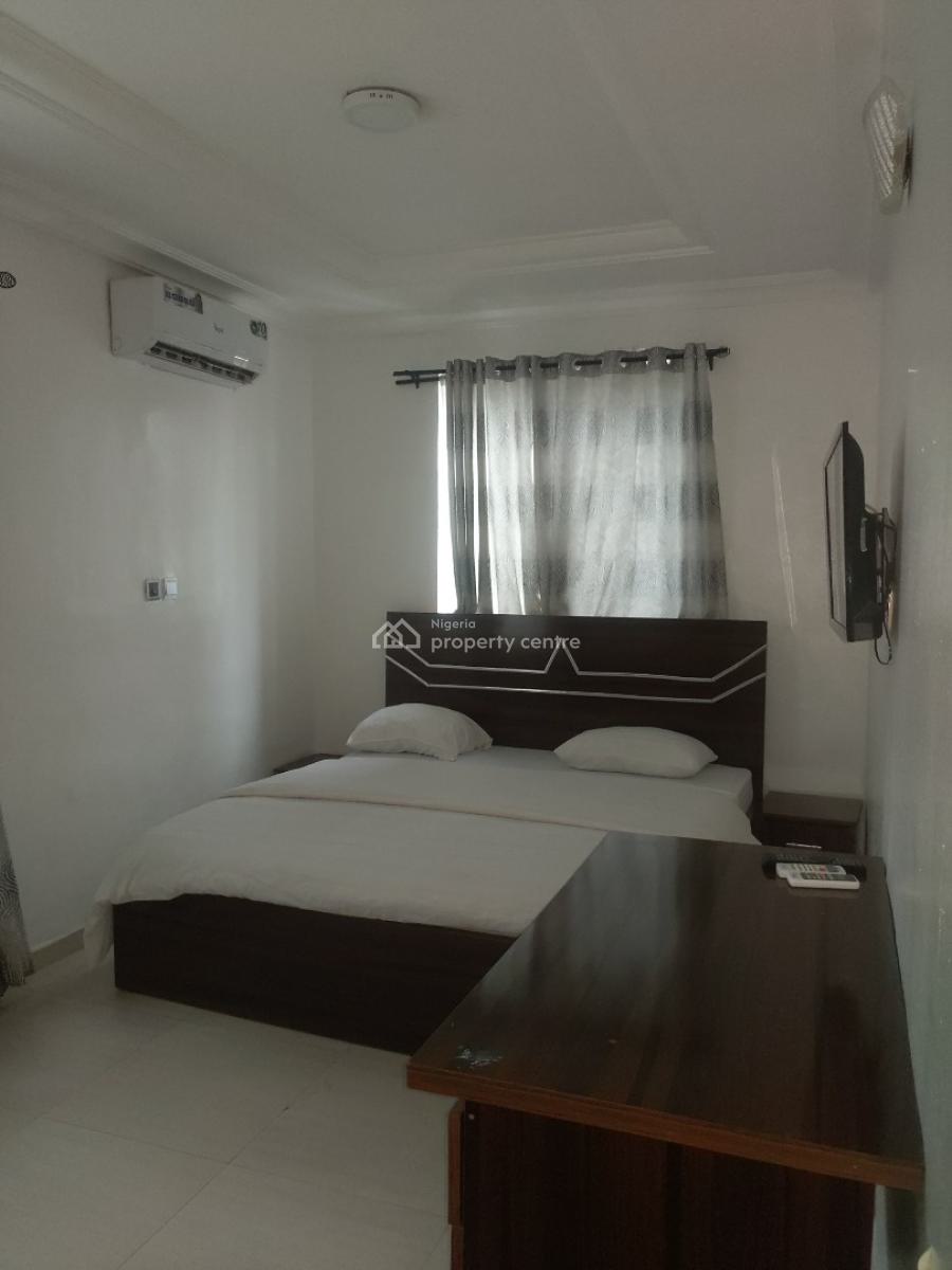 Luxury 3 Bedroom Flat, Ikeja Gra, Ikeja, Lagos, Flat / Apartment for Rent