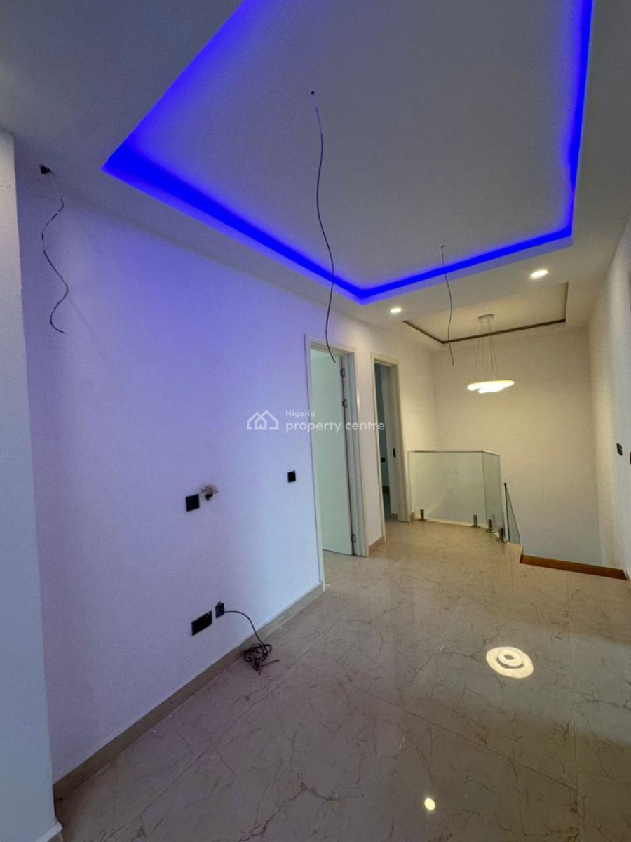 4-bedroom Terrace in Lekki Phase 1, Lekki Phase 1, Lekki, Lagos, House for Sale