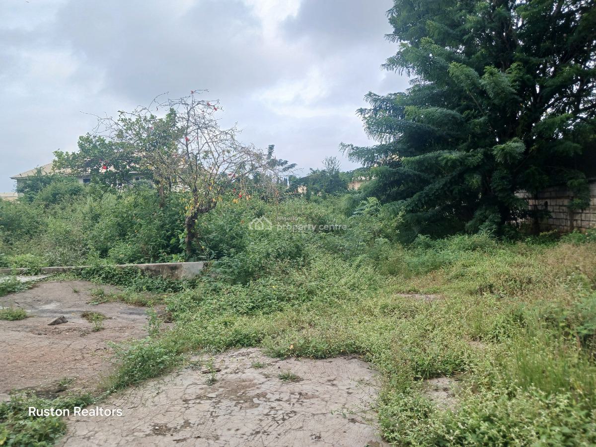 Measuring 2400sm, Iyaganku Gra, Ibadan, Oyo, Mixed-use Land for Sale