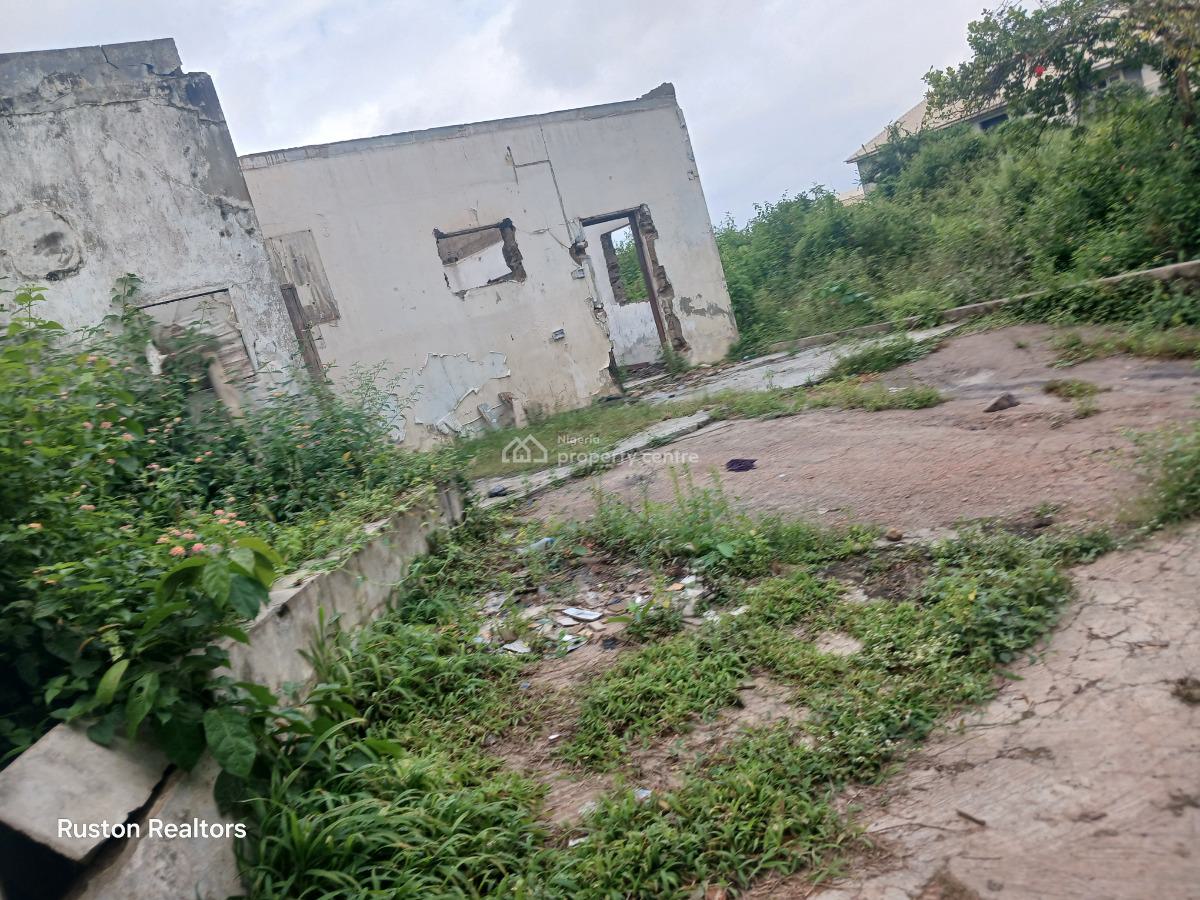 Measuring 2400sm, Iyaganku Gra, Ibadan, Oyo, Mixed-use Land for Sale
