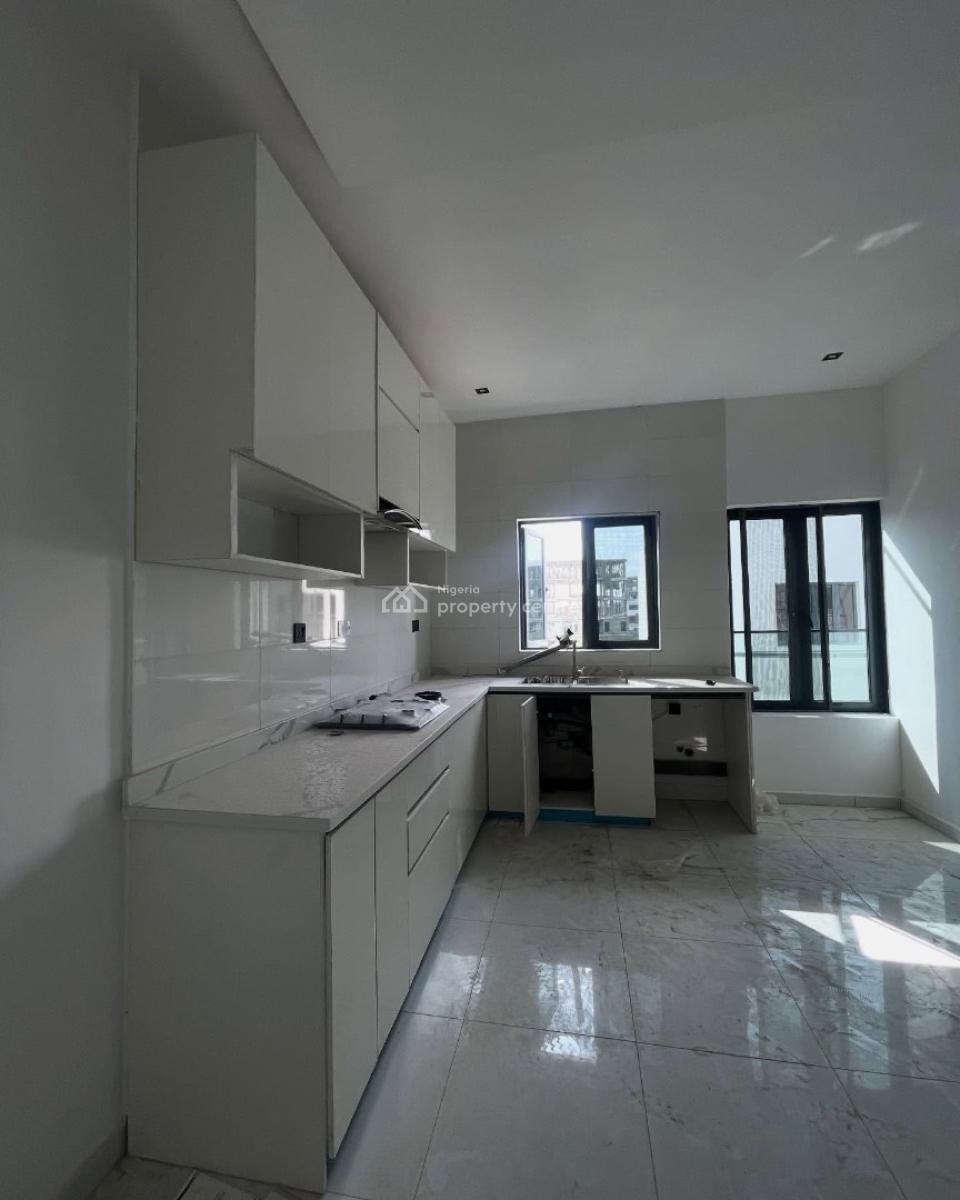 Newly Built 2 Bedroom Apartment, Lekki Phase 1, Lekki, Lagos, Flat / Apartment for Rent