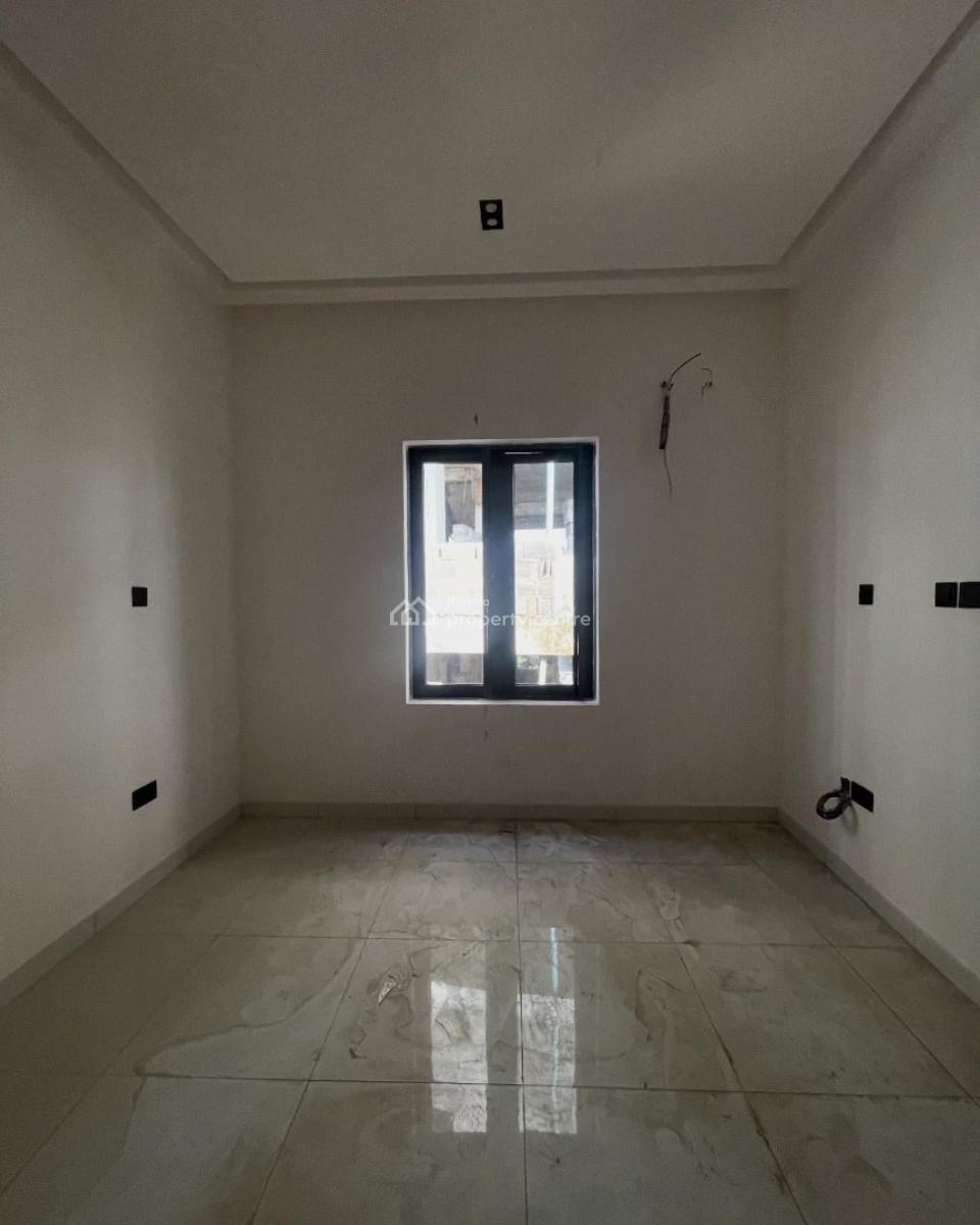 Newly Built 2 Bedroom Apartment, Lekki Phase 1, Lekki, Lagos, Flat / Apartment for Rent