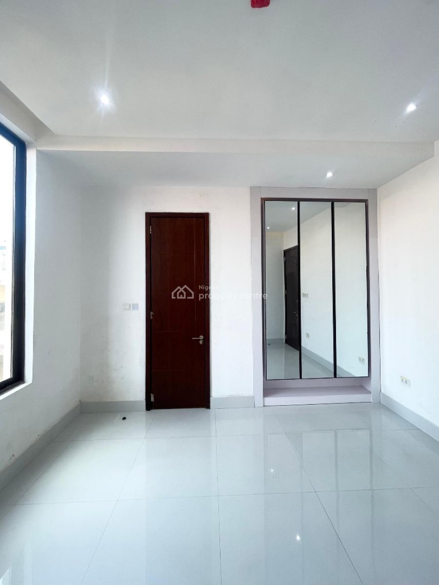 3 Bedroom Apartment, Lekki Phase 1, Lekki, Lagos, Flat / Apartment for Rent