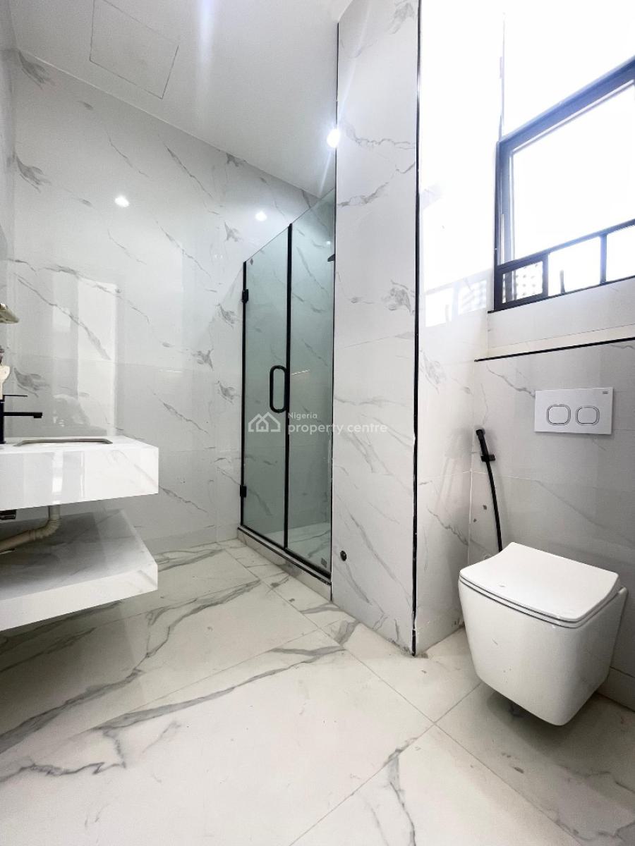 3 Bedroom Apartment, Lekki Phase 1, Lekki, Lagos, Flat / Apartment for Rent