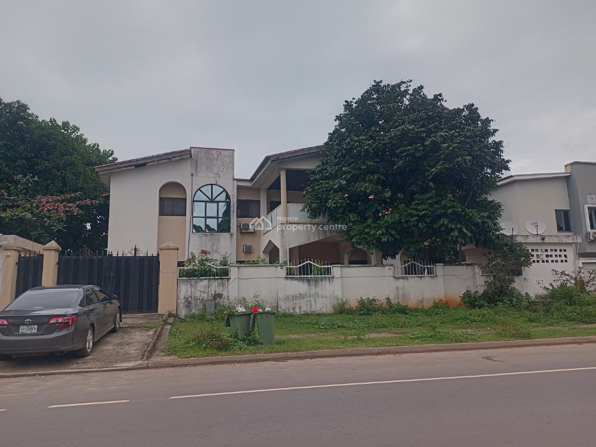 6 Bedroom Fully Detached Duplex with 4 Rooms Bq on 900sqm Land, Wuye, Abuja, Detached Duplex for Sale