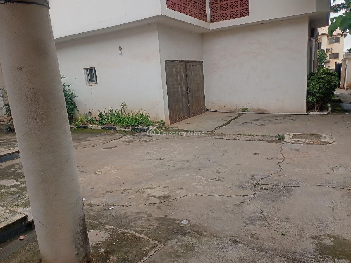 6 Bedroom Fully Detached Duplex with 4 Rooms Bq on 900sqm Land, Wuye, Abuja, Detached Duplex for Sale