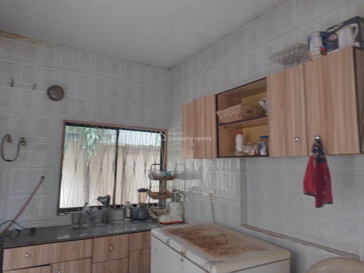 6 Bedroom Fully Detached Duplex with 4 Rooms Bq on 900sqm Land, Wuye, Abuja, Detached Duplex for Sale