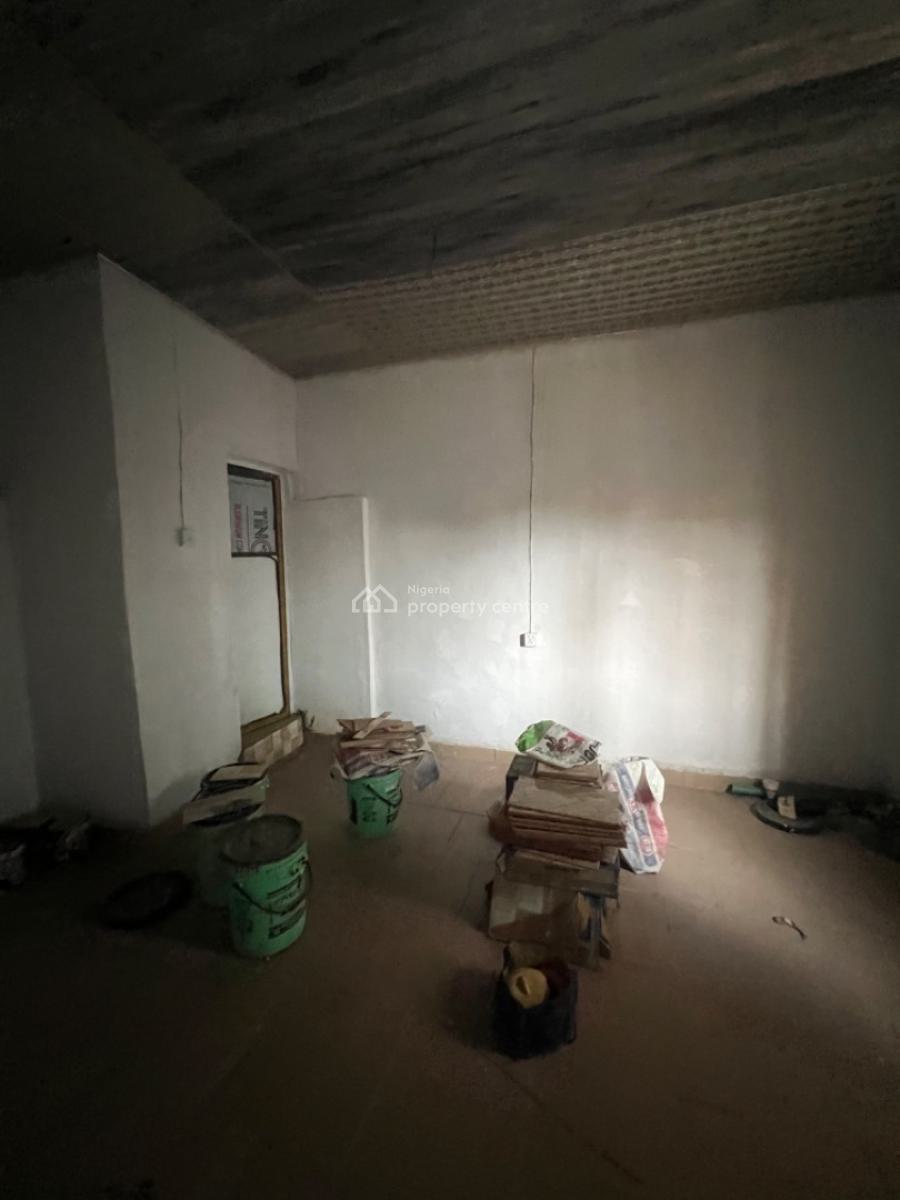 1 Bedroom Mini Flat ( Room and Parlor), Yaba, Lagos, Mini Flat (room and Parlour) for Rent