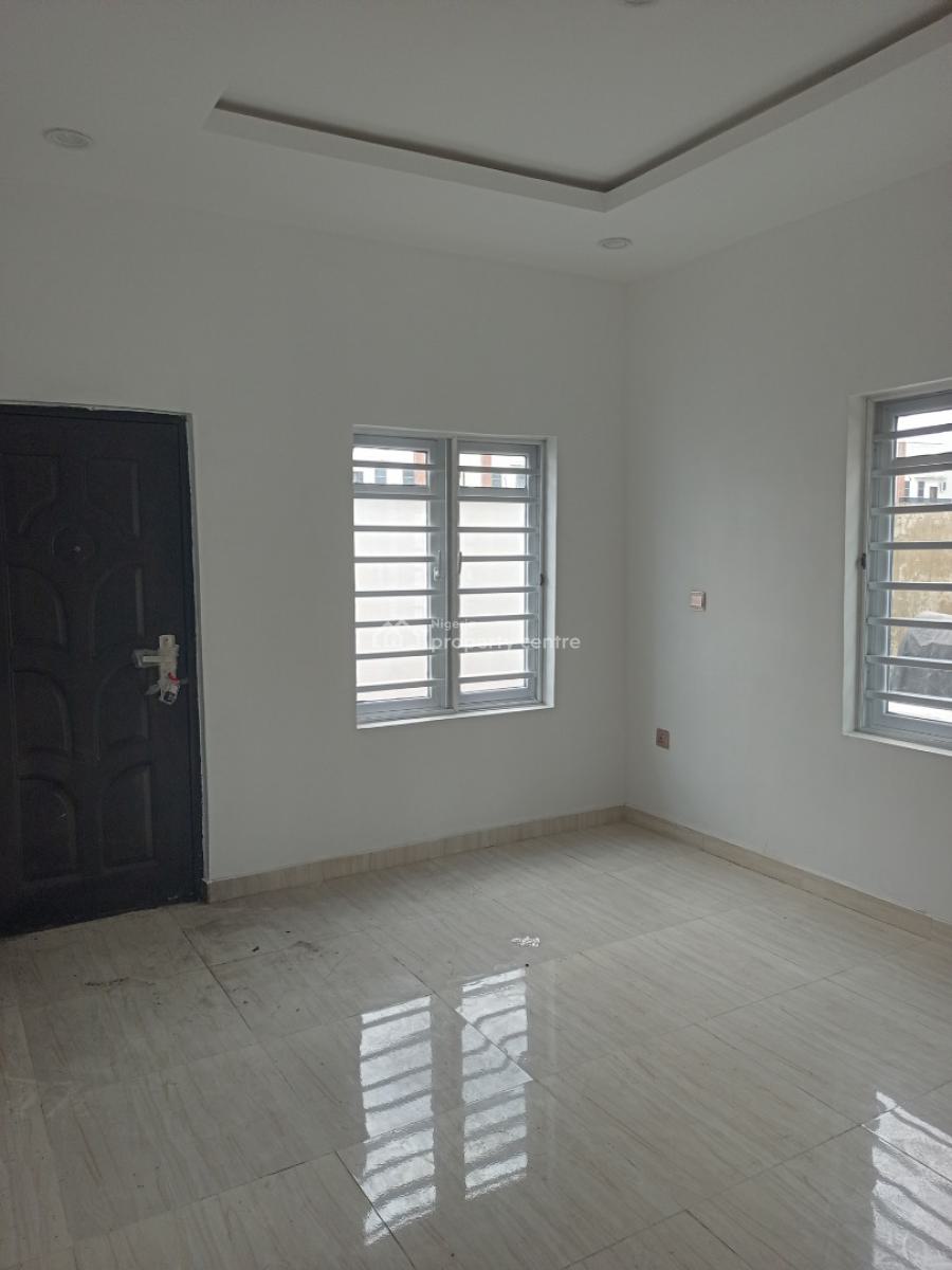 4 Bedroom Fully Detached Duplex with Bq, Ikota Gra, Lekki, Lagos, Detached Duplex for Sale