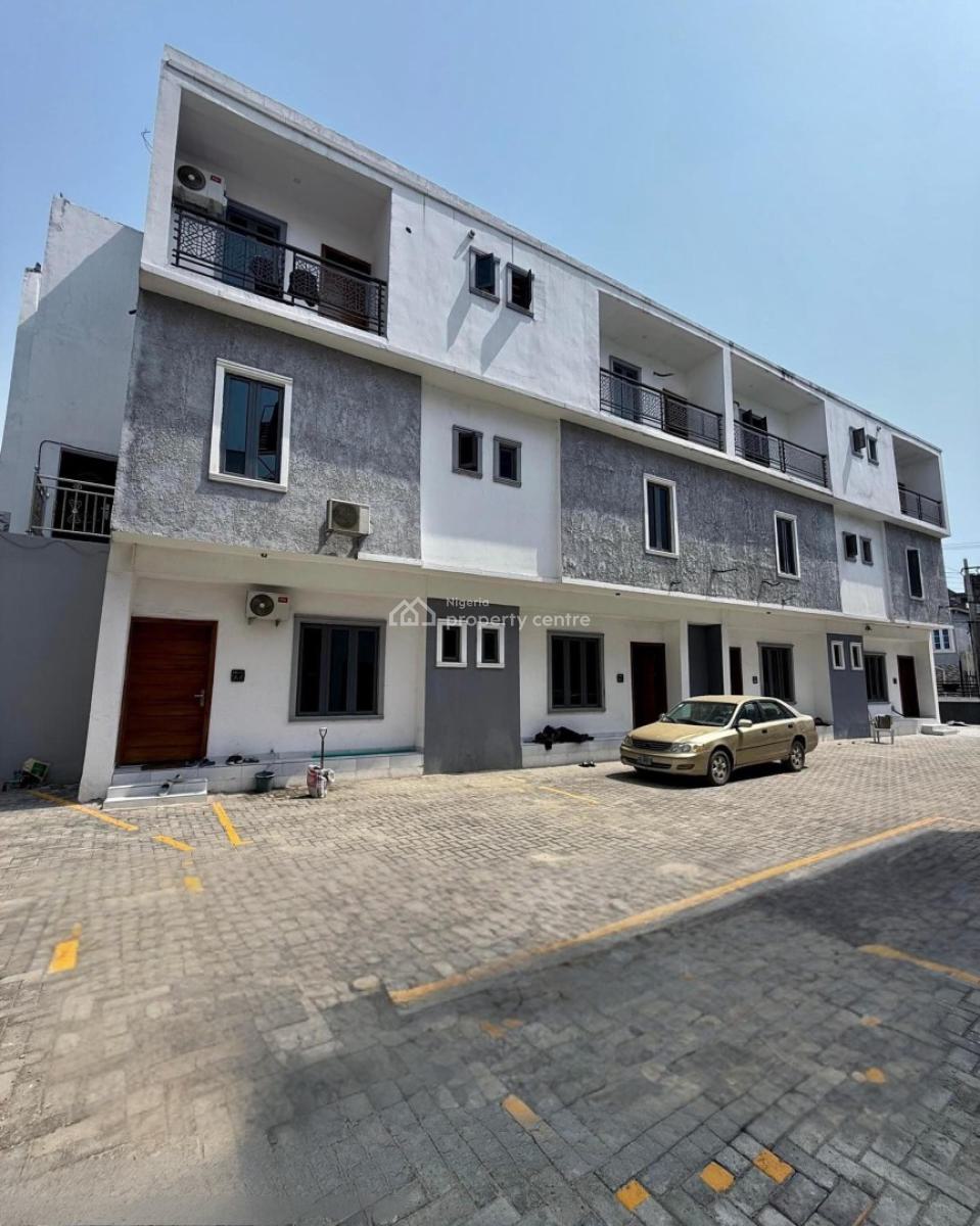 4bedroom Terrace Duplex, Ologolo, Lekki, Lagos, Terraced Duplex for Rent