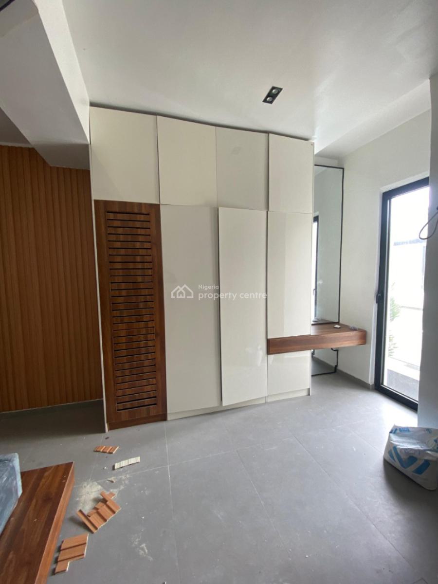 Furnished and Serviced with 24/7 Power Supply 2 Bedroom En-suite Maiso, Ikoyi, Lagos, Flat / Apartment for Rent