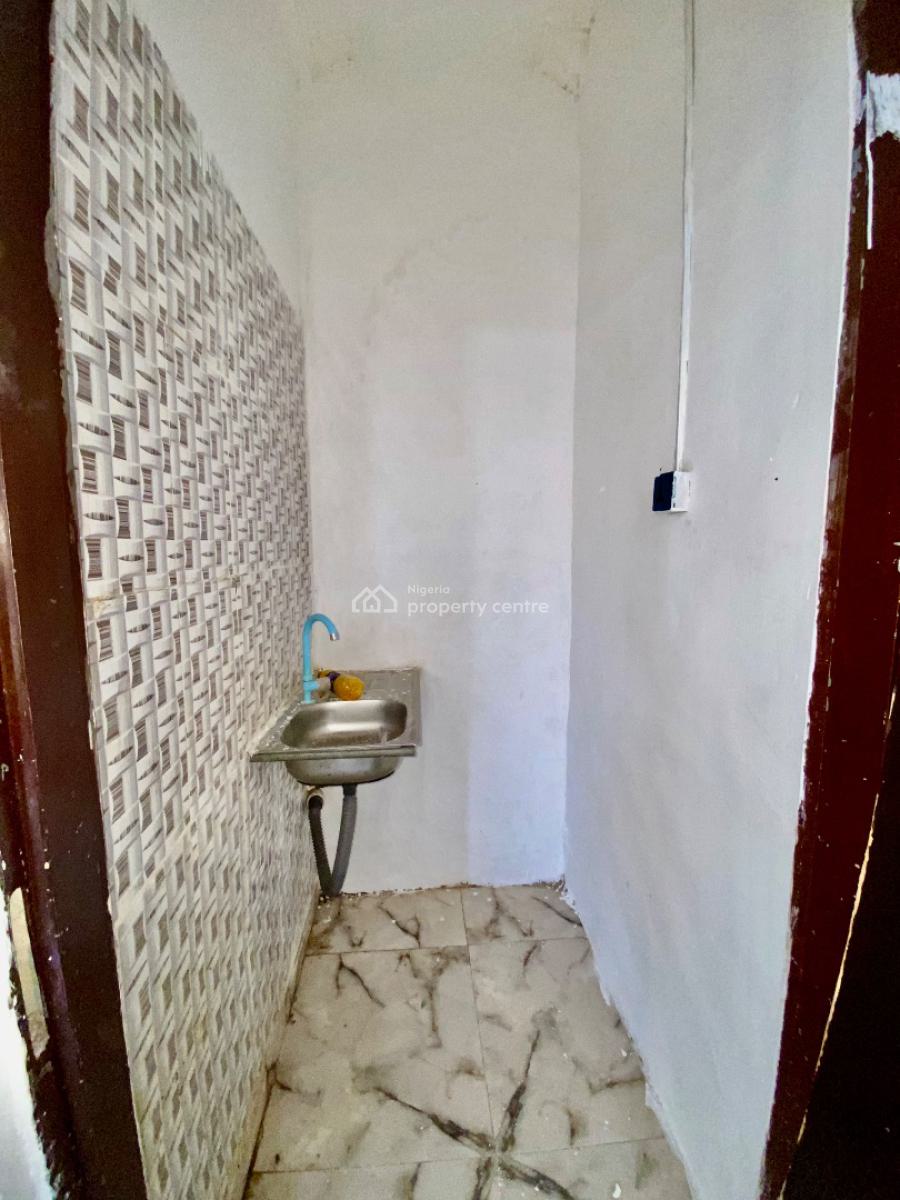 Very Massive Self Contained Apartment, Behind Efab Estate Dogogada, Lokogoma District, Abuja, Self Contain (single Rooms) for Rent