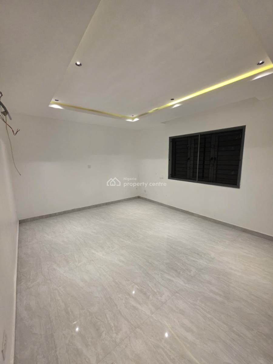 2bedrooms Penthouse, All Room Ensuite, Fully Fitted Open Kitchen, Kitc, Creeklane Estate, By Pinnock Beach Estate Road, Ajiran. Gov Consent, Lekki, Lagos, Flat / Apartment for Sale