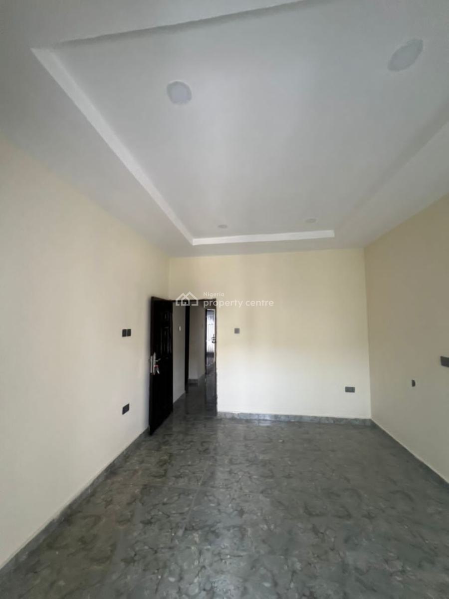 4 Bedroom Terrace Duplex with a Room Bq, Guzape District, Abuja, Terraced Duplex for Sale