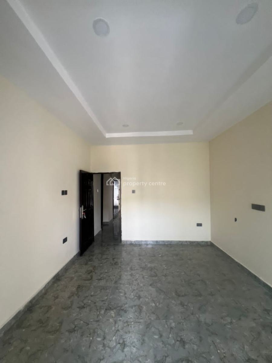 4 Bedroom Terrace Duplex with a Room Bq, Guzape District, Abuja, Terraced Duplex for Sale
