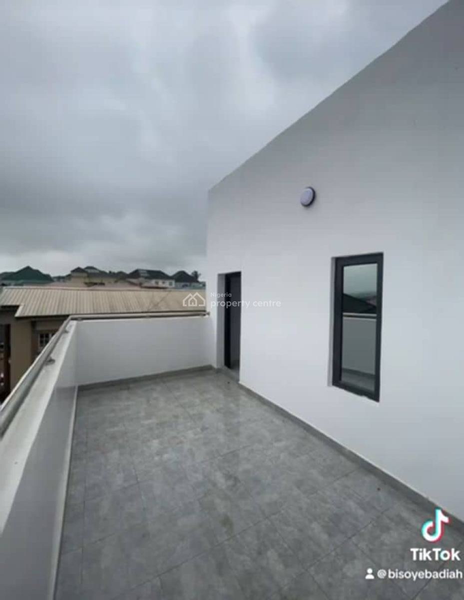 5 Bedroom Fully Detached Duplex with Bq, Gra Phase 1, Magodo, Lagos, Detached Duplex for Sale