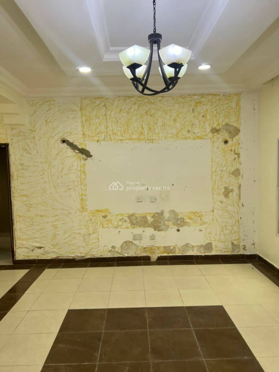 Spacious 4-bedroom Fully Detached Bq & Gatehouse, Gilbert Odion Street, Doren Hospital Road, Thomas Estate, Ajah, Lagos, Commercial Property for Sale