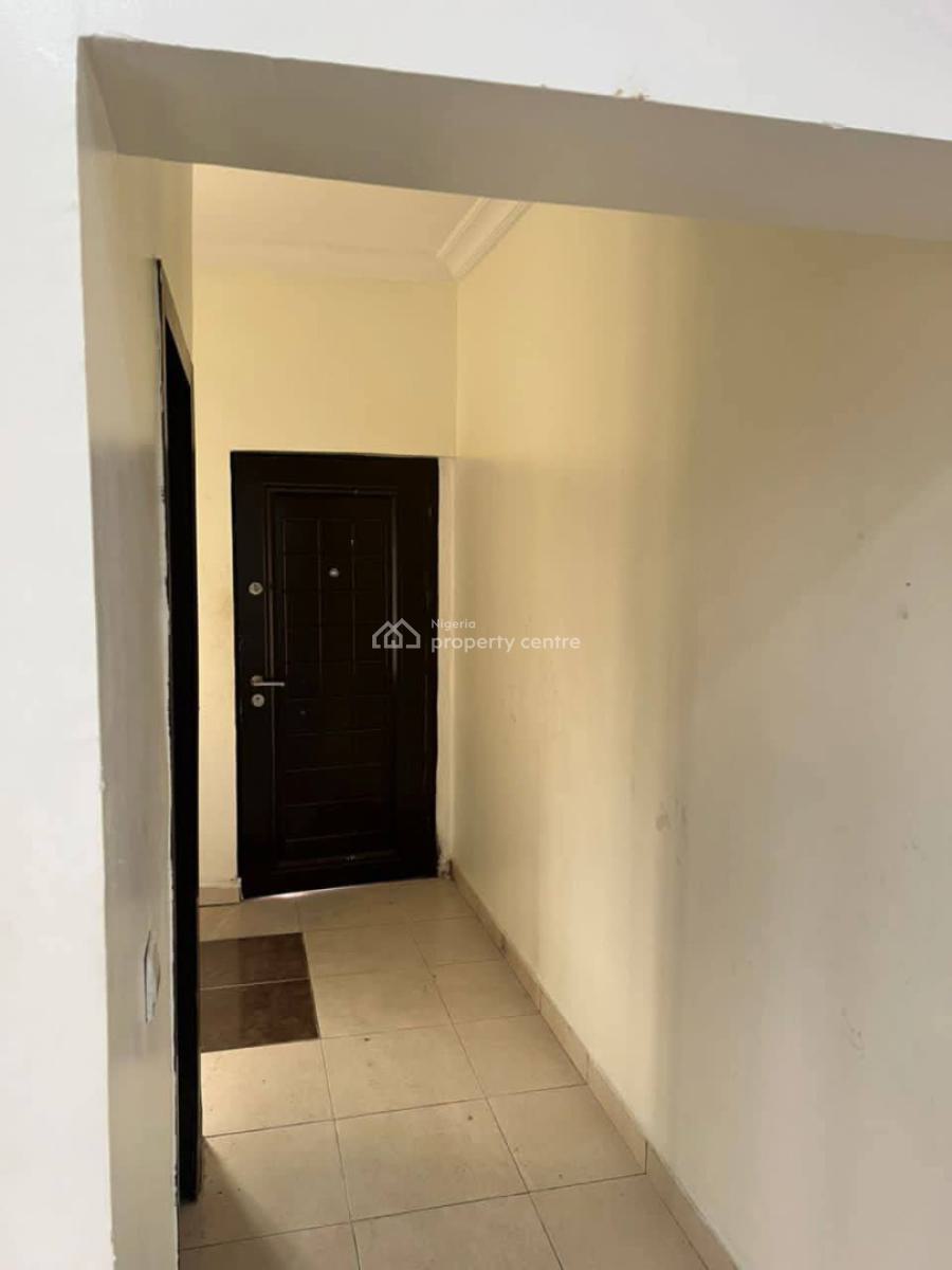 Spacious 4-bedroom Fully Detached Bq & Gatehouse, Gilbert Odion Street, Doren Hospital Road, Thomas Estate, Ajah, Lagos, Commercial Property for Sale