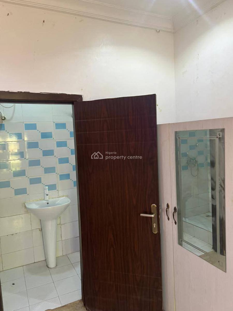 Spacious 4-bedroom Fully Detached Bq & Gatehouse, Gilbert Odion Street, Doren Hospital Road, Thomas Estate, Ajah, Lagos, Commercial Property for Sale