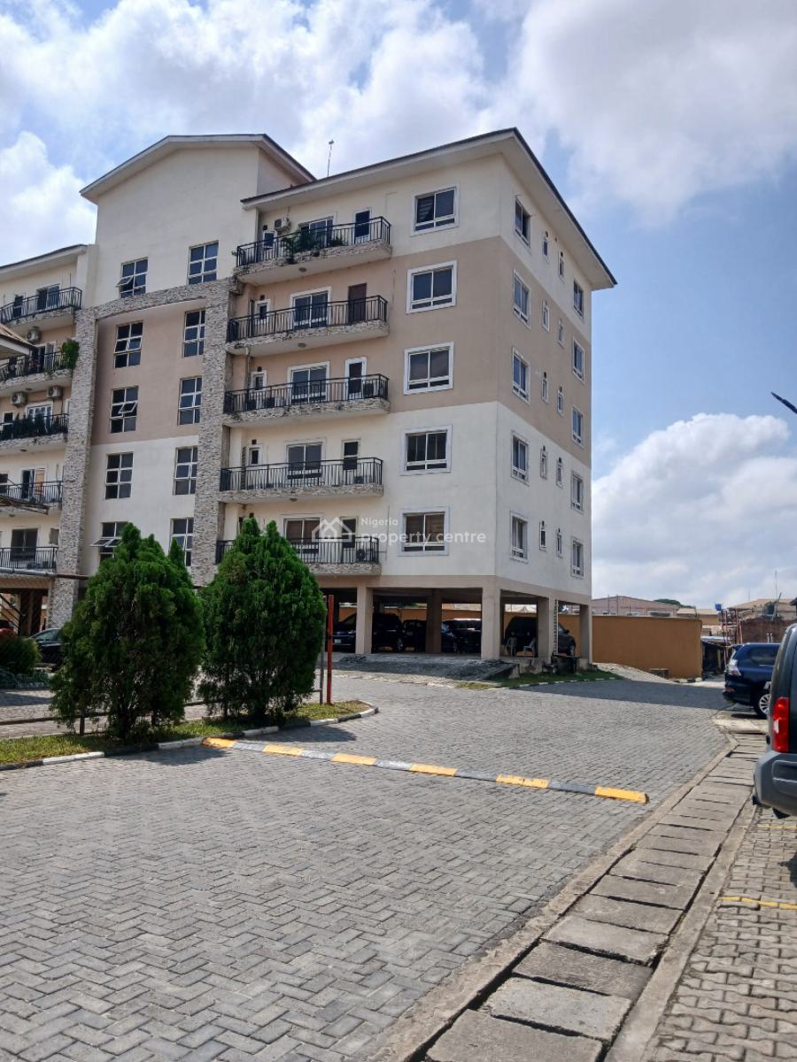 3 Bedroom Flat, Jacob Mews Estate, Adekunle, Yaba, Lagos, Flat / Apartment for Rent