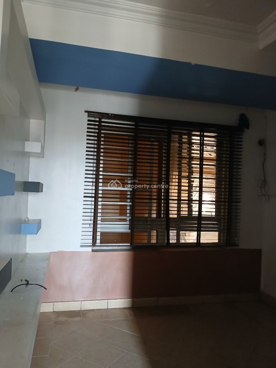 3 Bedroom Flat, Jacob Mews Estate, Adekunle, Yaba, Lagos, Flat / Apartment for Rent