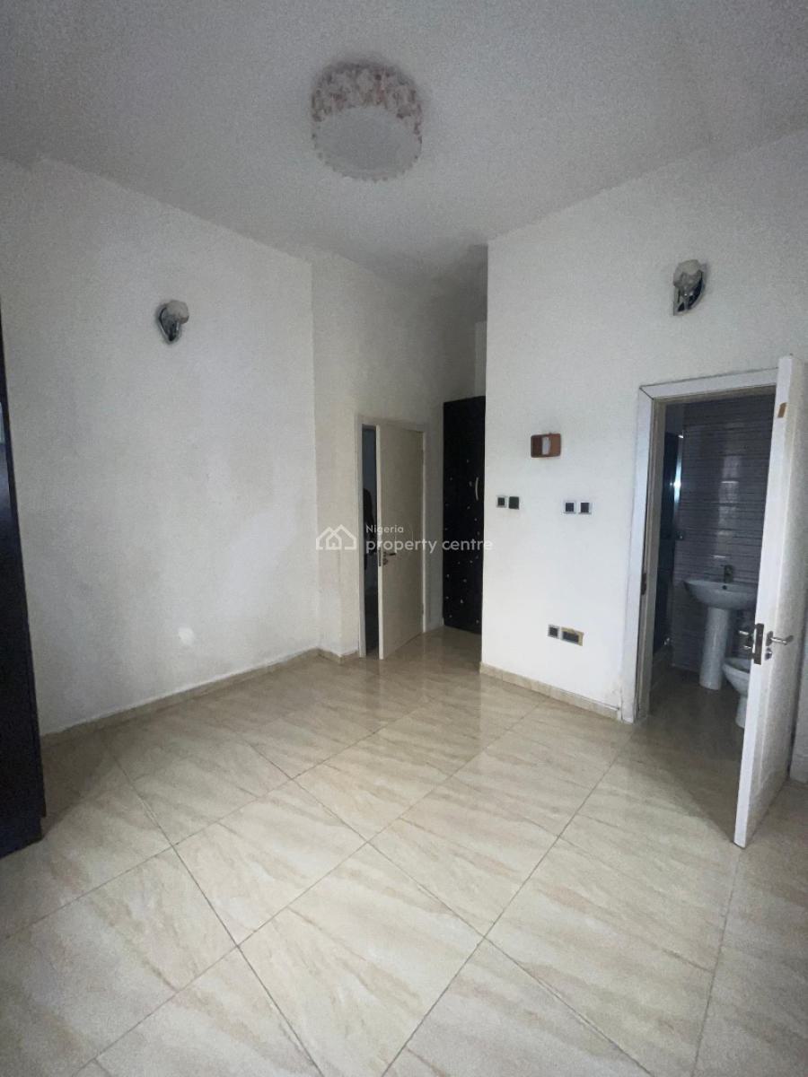 Spacious 4 Bedroom Semi-detached Duplex with Bq, Idado Estate, Osapa, Lekki, Lagos, Semi-detached Duplex for Rent