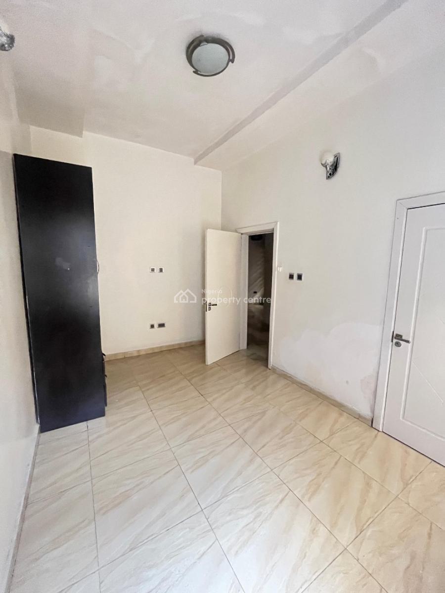 Spacious 4 Bedroom Semi-detached Duplex with Bq, Idado Estate, Osapa, Lekki, Lagos, Semi-detached Duplex for Rent