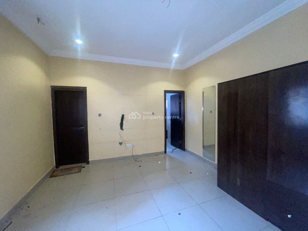 Spacious Self Contained, 7th Avenue, Gwarinpa, Abuja, Self Contain (single Rooms) for Rent