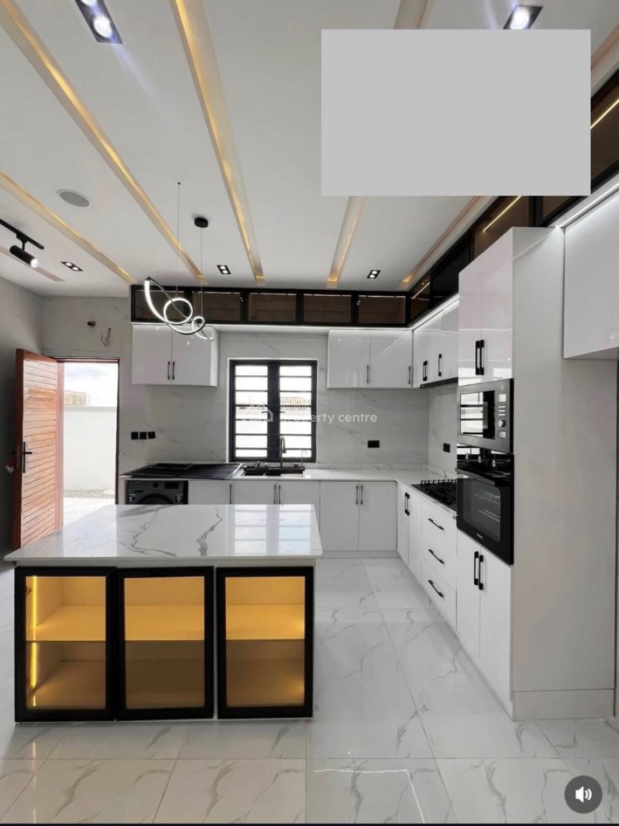 4 Bedroom Terraces with a Bq in an Exclusive Estate, Off Freedom Way,, Lekki Phase 1, Lekki, Lagos, Terraced Duplex for Sale