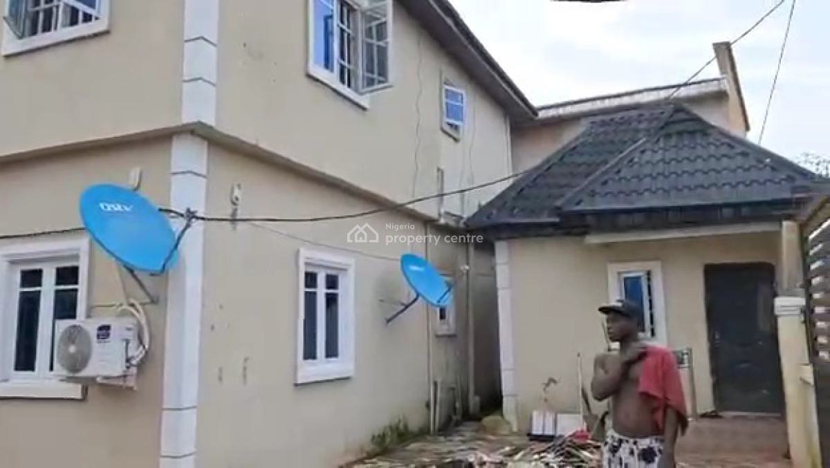 5flats of 3bedrooms 2flats of 2bedrooms 100ft By 100ft Land, Ugbor Central Gra Benin City, Benin, Oredo, Edo, Block of Flats for Sale