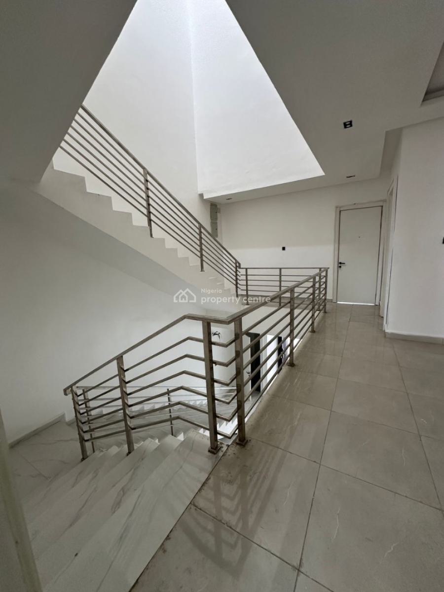 Spacious Luxurious 4 Bedroom Terrace Duplex, Ilasan, Lekki, Lagos, Terraced Duplex for Sale