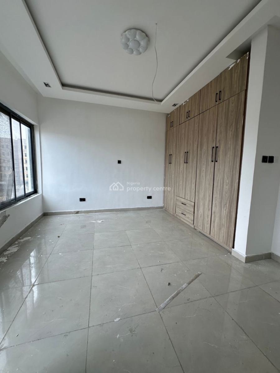 Spacious Luxurious 4 Bedroom Terrace Duplex, Ilasan, Lekki, Lagos, Terraced Duplex for Sale