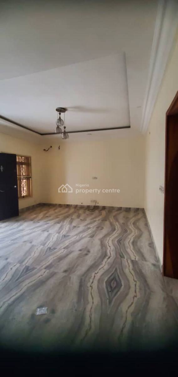 Spacious 2 Bedroom Flat, Osapa, Lekki, Lagos, Flat / Apartment for Rent