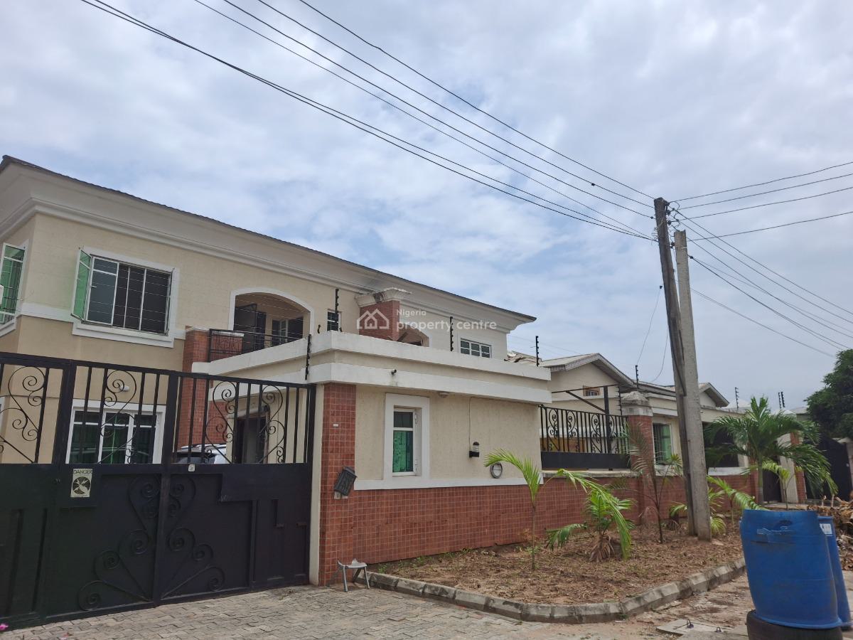Spacious & Self Serviced 3 Bedroom Flat on First Floor, Lekki Phase 1, Lekki, Lagos, Flat / Apartment for Rent