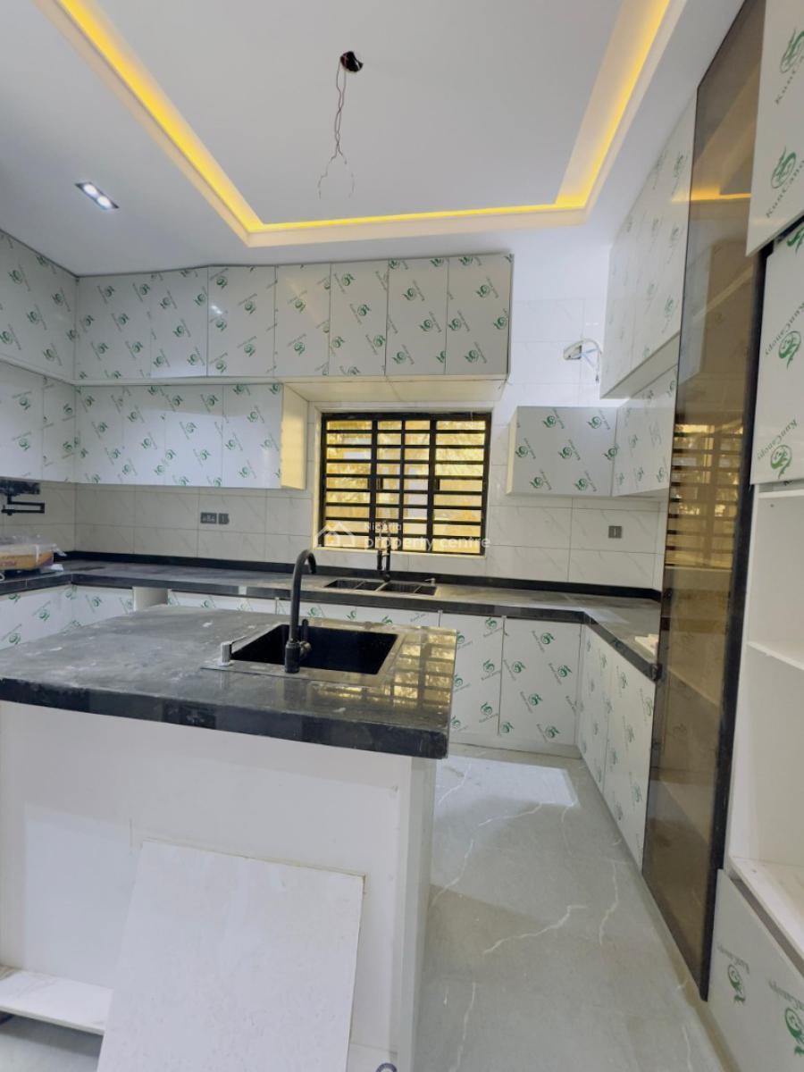 Luxury 4 Bedroom Fully Detached Duplex, Carlton Gate Estate Next to Kolapo Ishola Gra, Akobo, Ibadan, Oyo, Detached Duplex for Sale