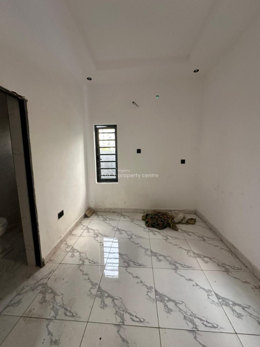 Lovely 1 Bedroom Flat with 2 Toilet, 1 Bath, Balcony, Okun Ajah, Sangotedo, Ajah, Lagos, Mini Flat (room and Parlour) for Sale