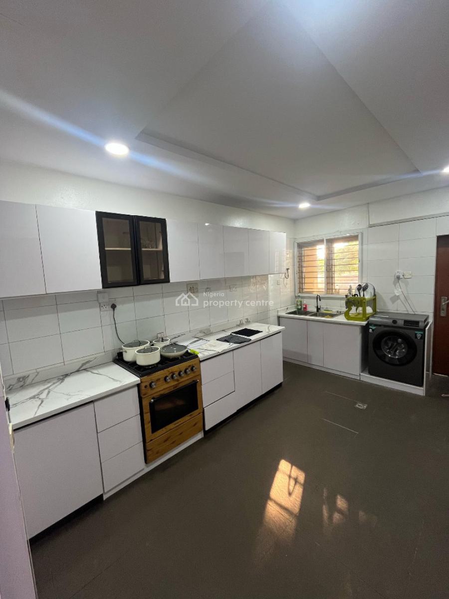 Spacious 1 Bedroom Apartment, Lekki Phase 1, Lekki, Lagos, Flat / Apartment Short Let