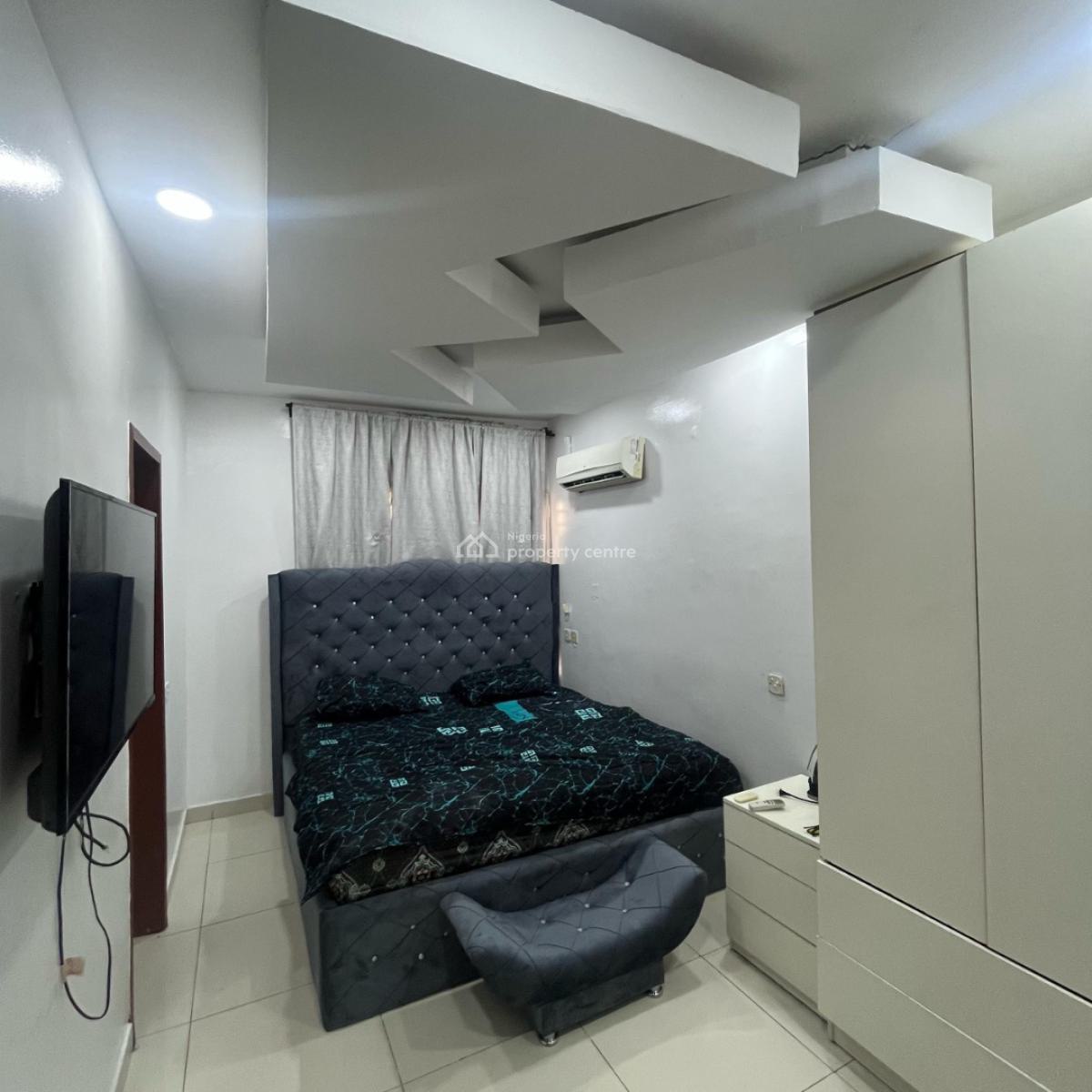 Spacious 1 Bedroom Apartment, Lekki Phase 1, Lekki, Lagos, Flat / Apartment Short Let