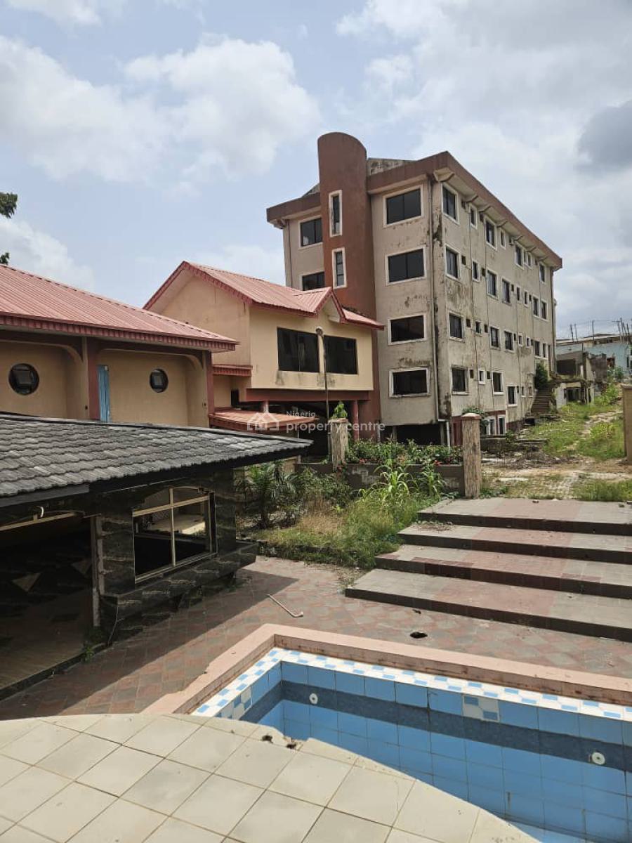 Massive Hotel in a Good Location, Iyana Adeoyo, Ringroad, Challenge, Ibadan, Oyo, Hotel / Guest House for Sale