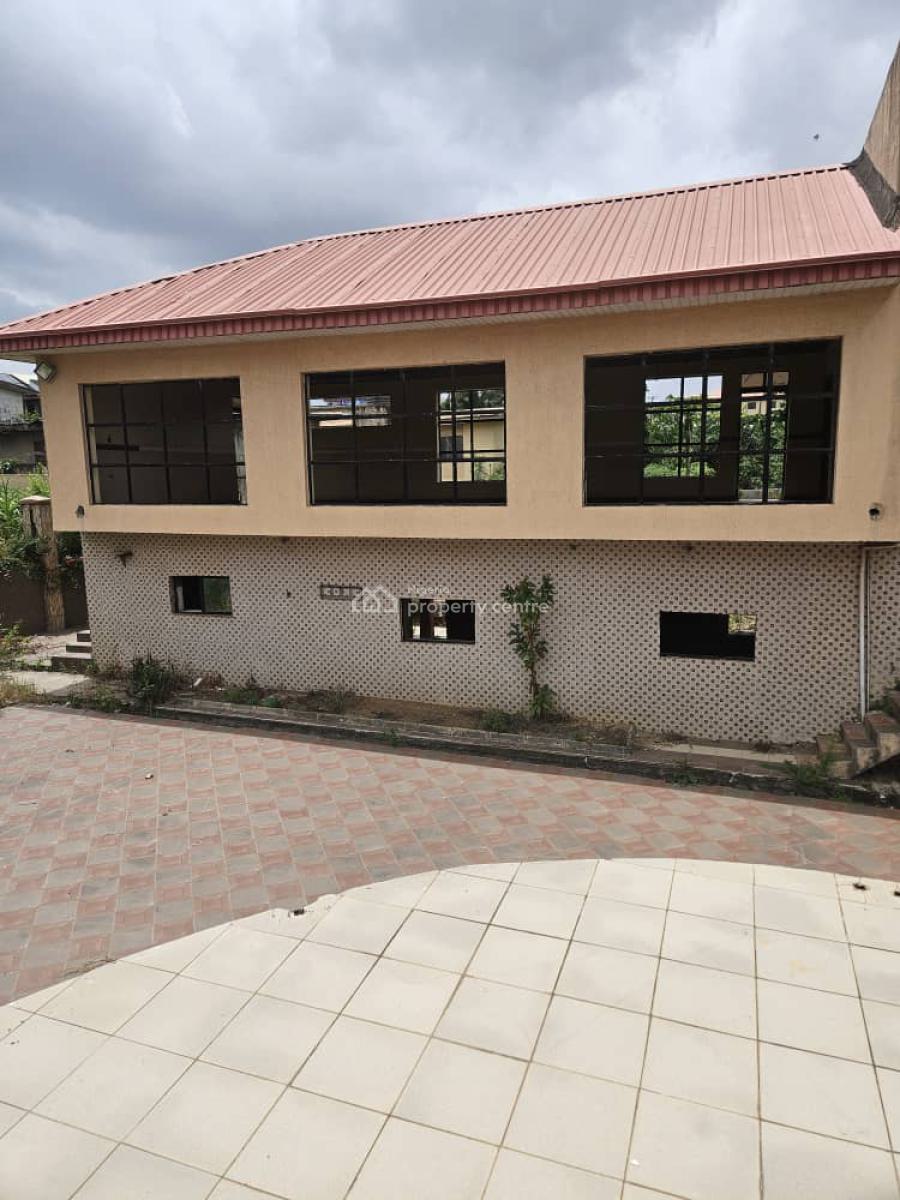 Massive Hotel in a Good Location, Iyana Adeoyo, Ringroad, Challenge, Ibadan, Oyo, Hotel / Guest House for Sale