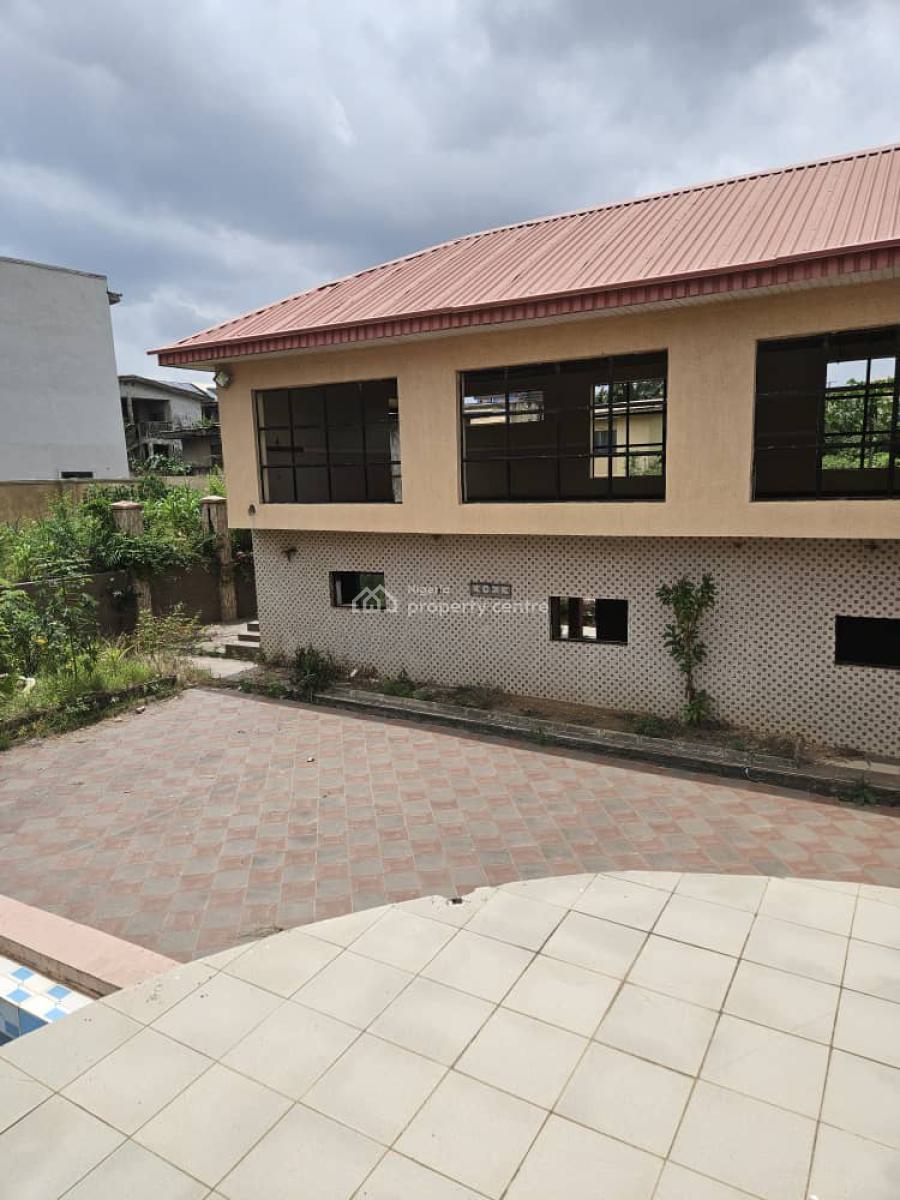 Massive Hotel in a Good Location, Iyana Adeoyo, Ringroad, Challenge, Ibadan, Oyo, Hotel / Guest House for Sale
