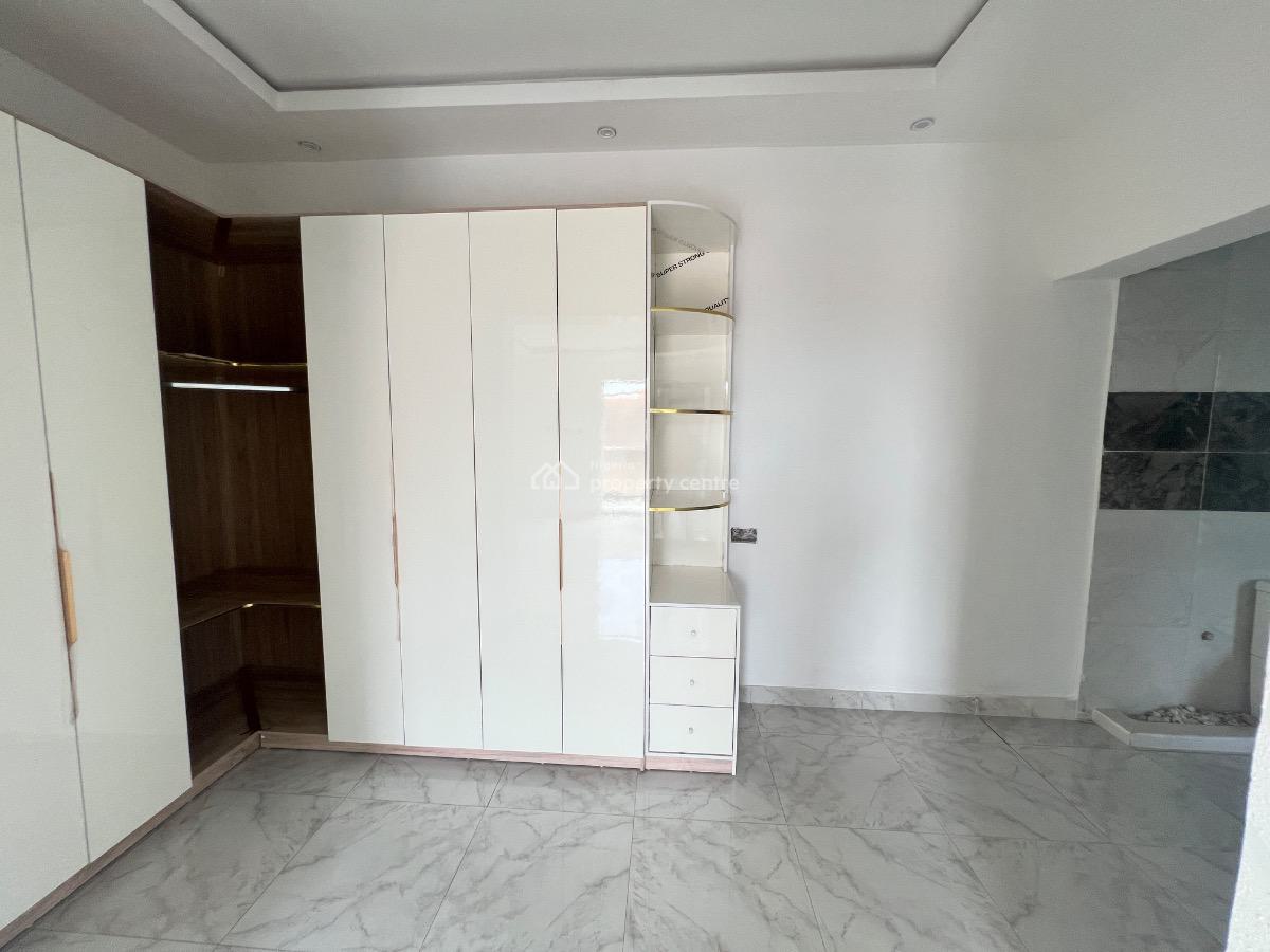 Stunning 5 Bedroom Duplex with Pool in an Estate, Victory Park Estate, Osapa, Lekki, Lagos, Semi-detached Duplex for Sale