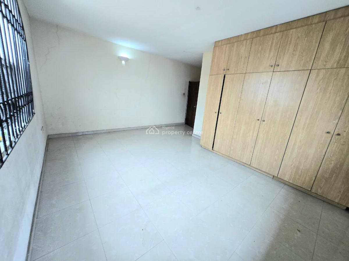 5 Bedroom Fully Detached House, Lekki Phase 1, Lekki, Lagos, Office Space for Rent