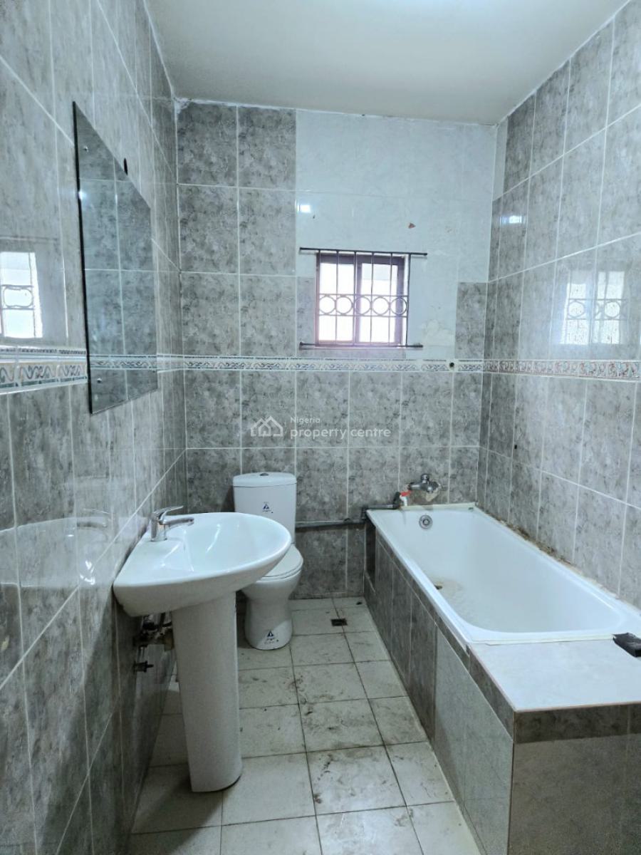 5 Bedroom Fully Detached House, Lekki Phase 1, Lekki, Lagos, Office Space for Rent