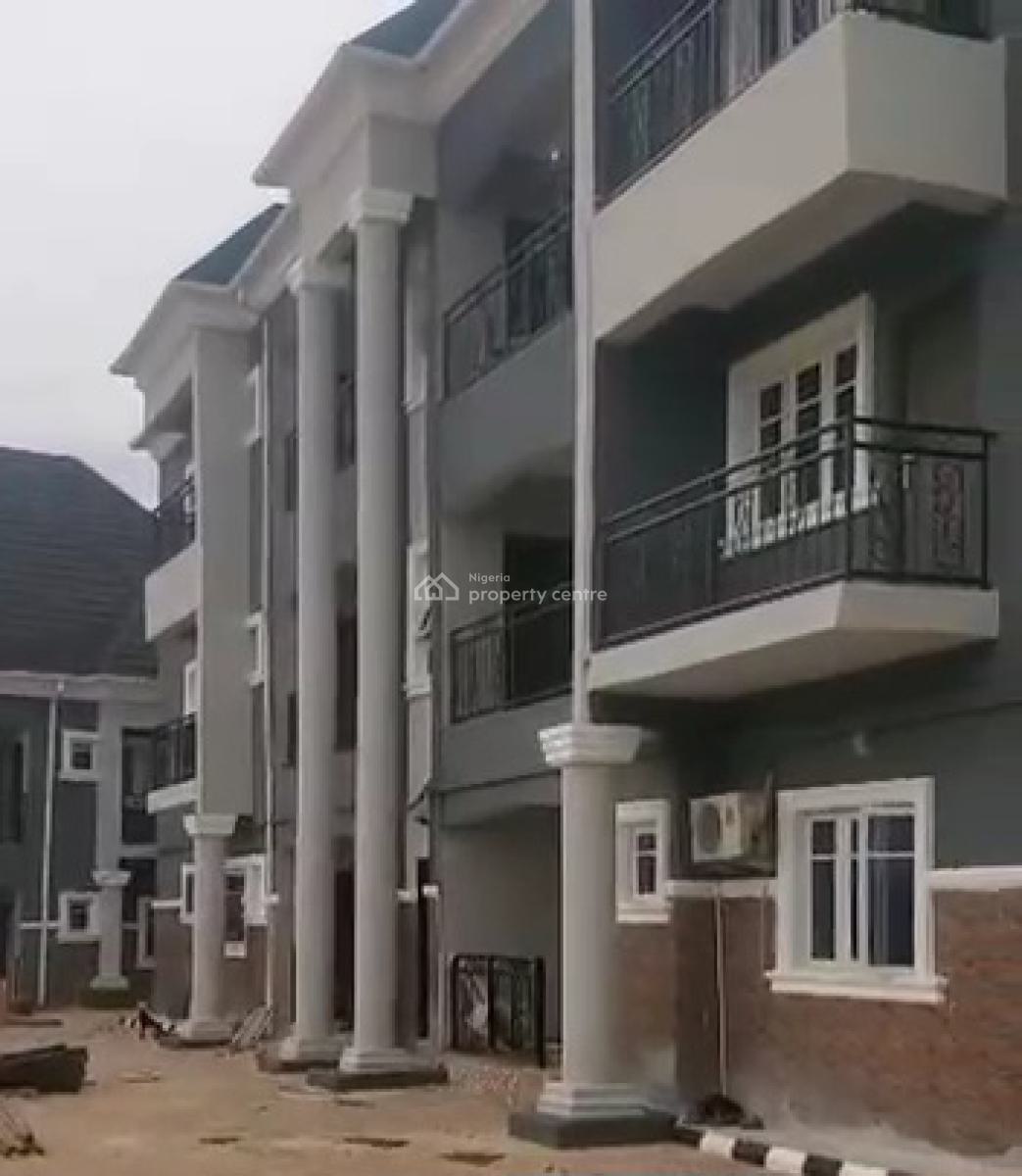 10flats of 3masters Bedrooms Each 100ft By 200ft Land Title Cofo, Oko Central Road, Off Airport Road, Gra Benin City, Benin, Oredo, Edo, Block of Flats for Sale