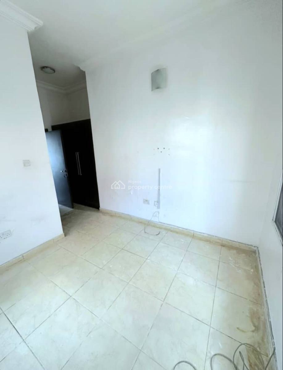 5- Bedroom Semi Detached House, Lekki Phase 1, Lekki, Lagos, Semi-detached Duplex for Rent