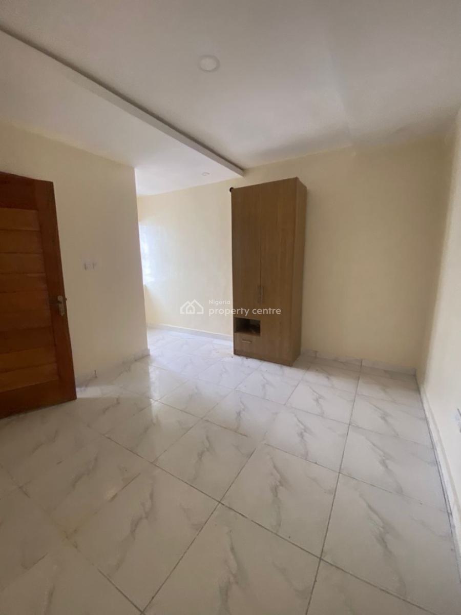 Newly Built 3 Bedroom Apartment with Separate Staircase, Osapa London, Lekki, Lagos, Flat / Apartment for Rent