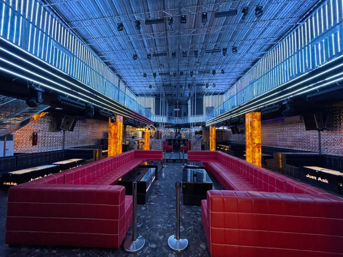 Massive Night Club Upstairs for Lease, Lekki, Lagos, Commercial Property for Rent