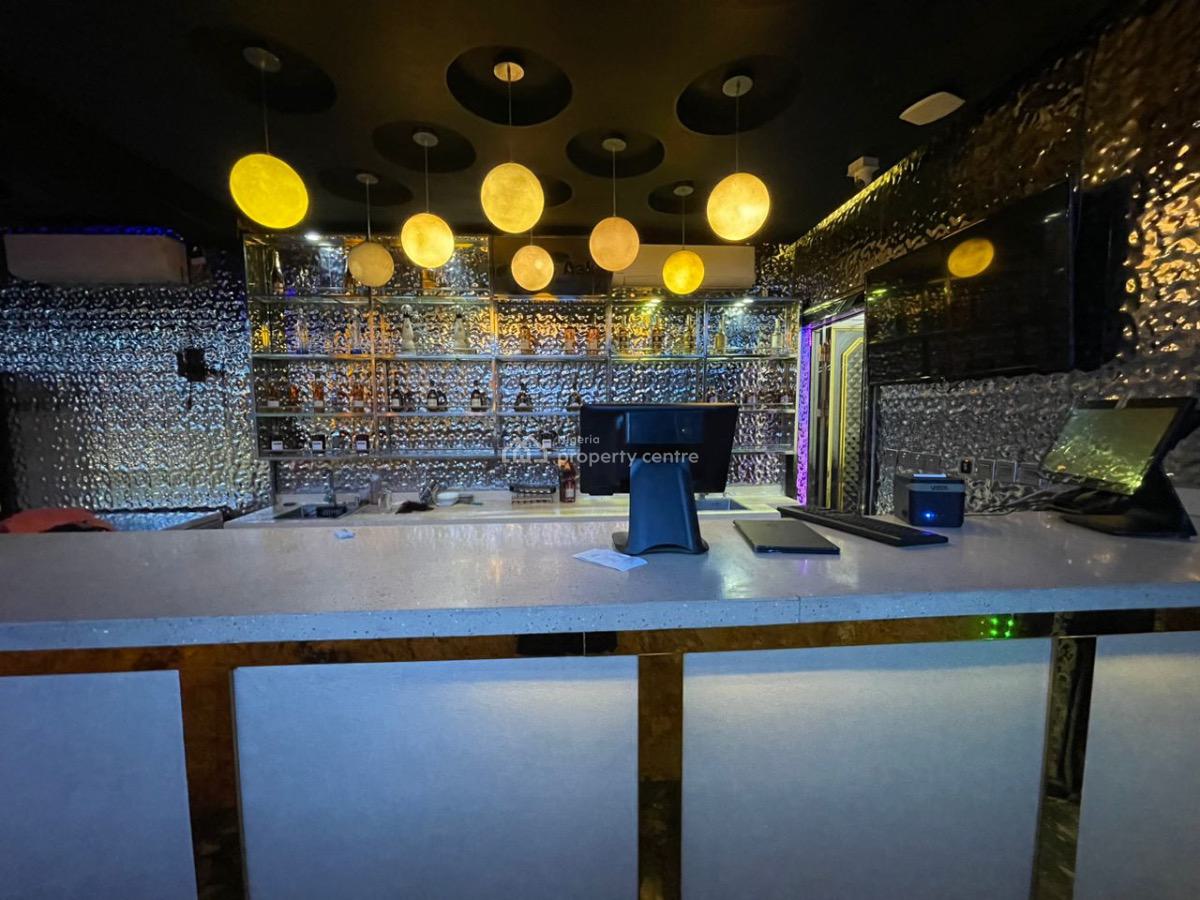 Massive Night Club Upstairs for Lease, Lekki, Lagos, Commercial Property for Rent